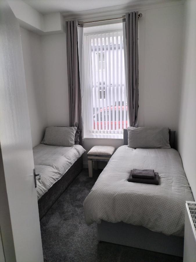 Maze Great Escape Apartment Ayr Exterior photo